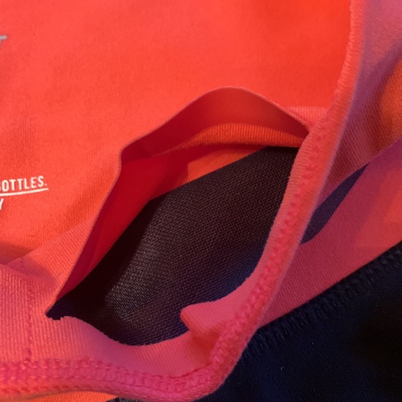 Nike Women’s Yoga Pants - Picture 5 of 8